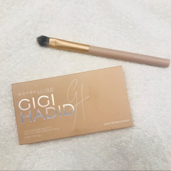 Maybelline Gigi Hadid East Coast Glam Kit Sale
